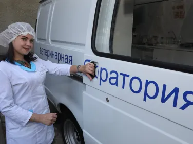 14 новых спецавтомобилей передано ветеринарным специалистам Нижегородской области
